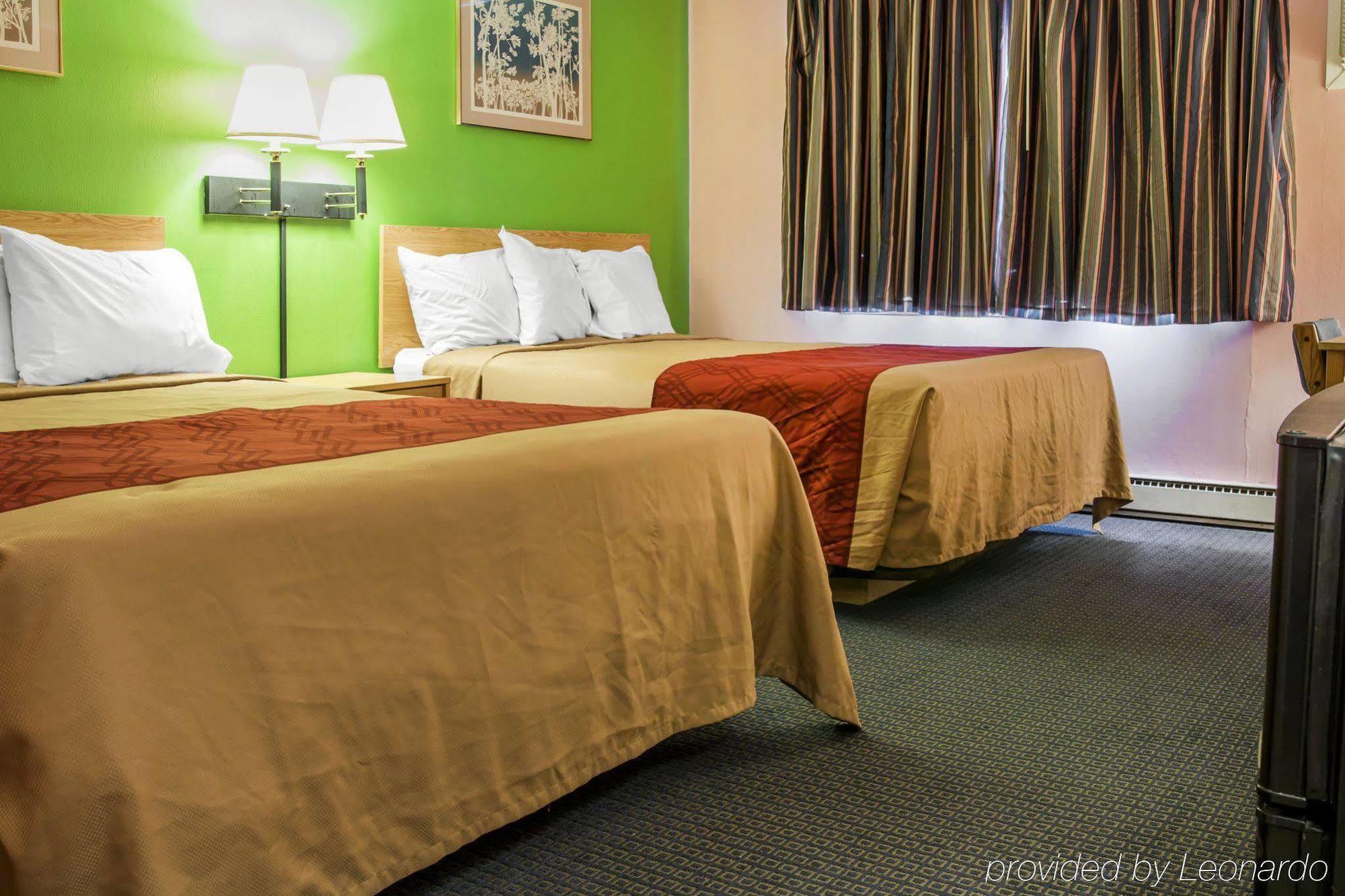 Econo Lodge Баттл-Крік Екстер'єр фото